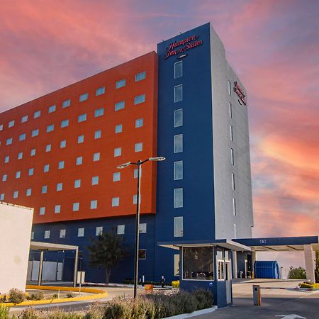 Hampton Inn & Suites By Hilton Salamanca Bajio Екстериор снимка